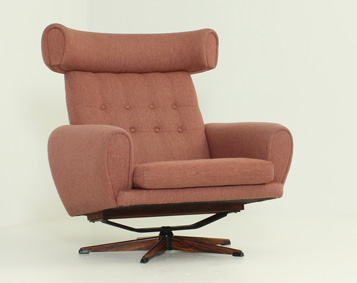 DANISH WING LOUNGE CHAIR FROM 1960's