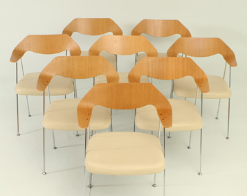 SET OF EIGHT 675 CHAIRS BY ROBIN DAY