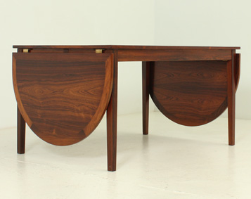 EXCEPTIONAL RIO ROSEWOOD DINING TABLE BY KAI WINDING