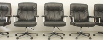 SET OF EIGHT P126 LEATHER OFFICE CHAIRS BY OSVALDO BORSANI FOR TECNO