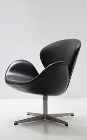 SWAN CHAIR