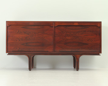ROSEWOOD SMALL SIDEBOARD BY GIANFRANCO FRATTINI FOR BERNINI