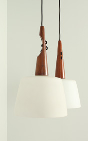 PAIR OF CEILING LAMPS IN TEAK AND OPALINE GLASS