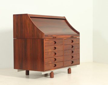 ROSEWOOD WRITING DESK BY GIANFRANCO FRATTINI FOR BERNINI