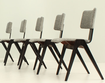 SET OF SIX HILLESTAK CHAIRS BY ROBIN AND LUCIENNE DAY