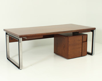 T333 DESK BY EUGENIO GERLI AND OSVALDO BORSANI FOR TECNO