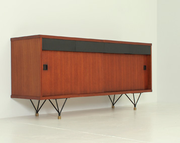 SCANDINAVIAN SIDEBOARD IN TEAK FROM 1950's