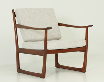 FD 130 ARMCHAIR BY PETER HVIDT & ORLA MØLGAARD-NIELSEN, 1960